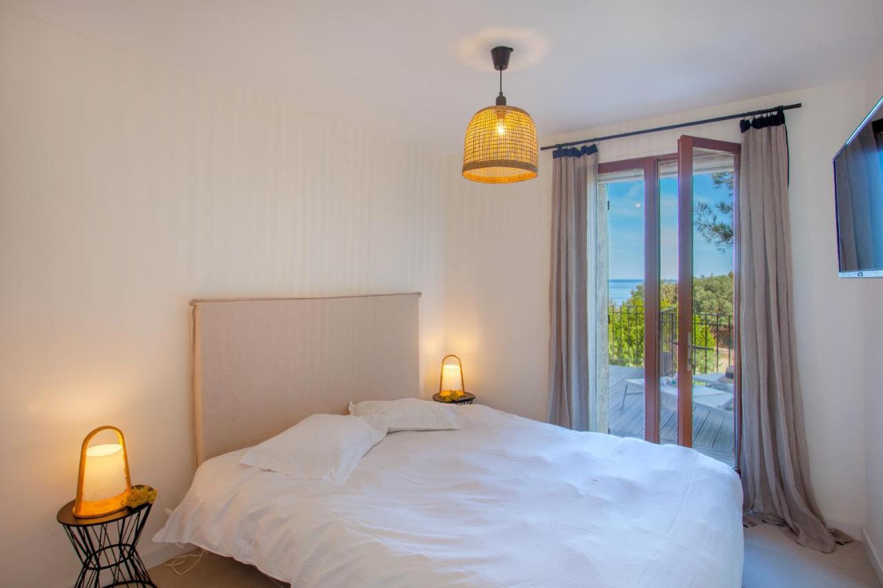 Villa Bodri, Maison En Pierre Avec Vue Mer Et Piscine Chauffee LʼÎle-Rousse 外观 照片